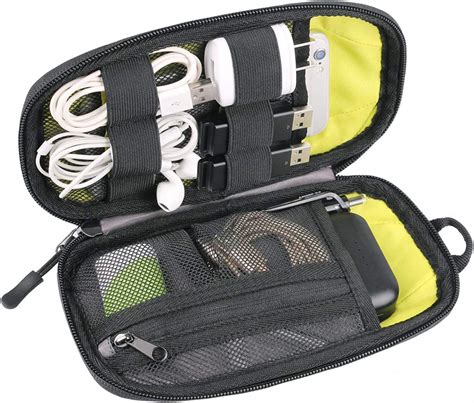 best cable organizer for traveling.